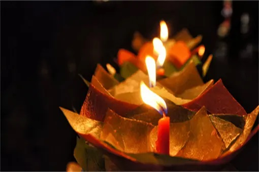 HVEM tenker du på I DAG?